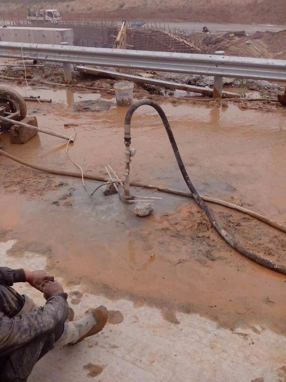 炎陵路基压密注浆